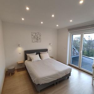 Studio Citadelle - Chambres Avec Salle De Bain Independantes Et Cuisine Partagee